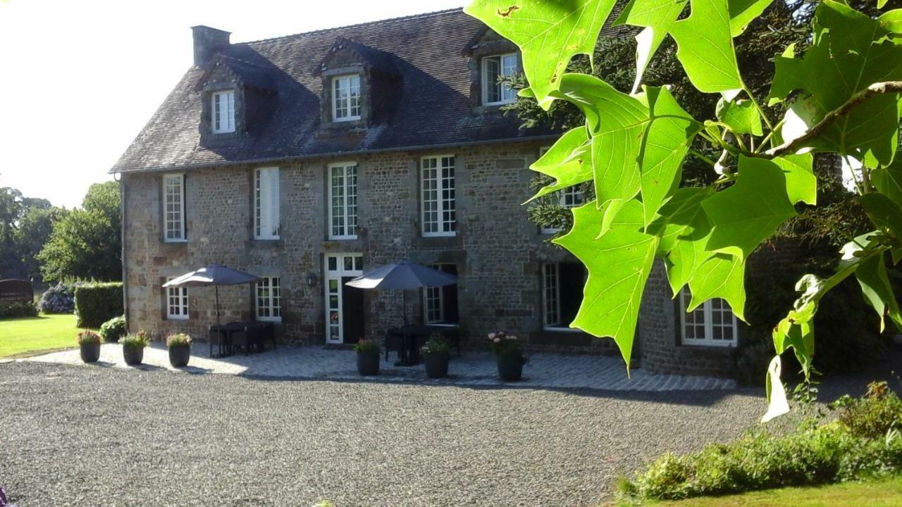 Manoir De La Porte Hotel Sainte-Pience Zewnętrze zdjęcie