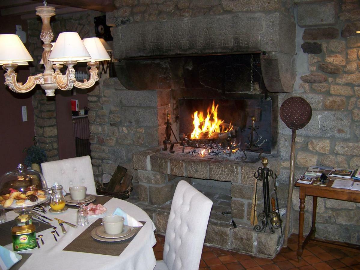 Manoir De La Porte Hotel Sainte-Pience Zewnętrze zdjęcie